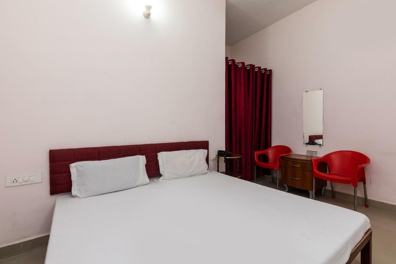 Spot On 48618 Vasundhara Gardens Hotel Bhopal Esterno foto